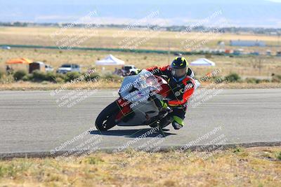 media/Oct-15-2023-TrackXperience (Sun) [[85198ff50b]]/Group 2/session 4 turn 3/